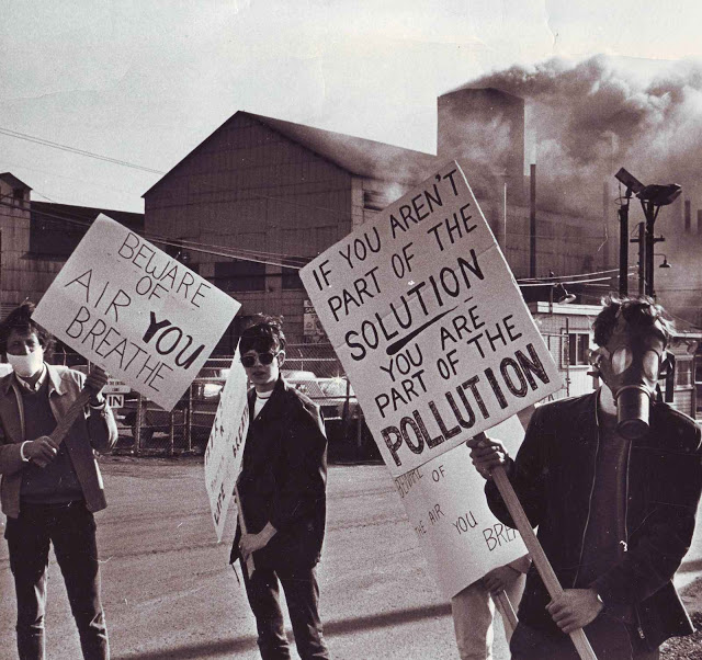 Uma contra-cultura baseada em profecias que jamais se cumpriram. O Earth Day 1970 em Ohio.