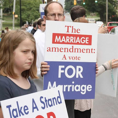 Defensores do casamento tradicional enfrentaram à grande mídia  e ao establishment político nacional