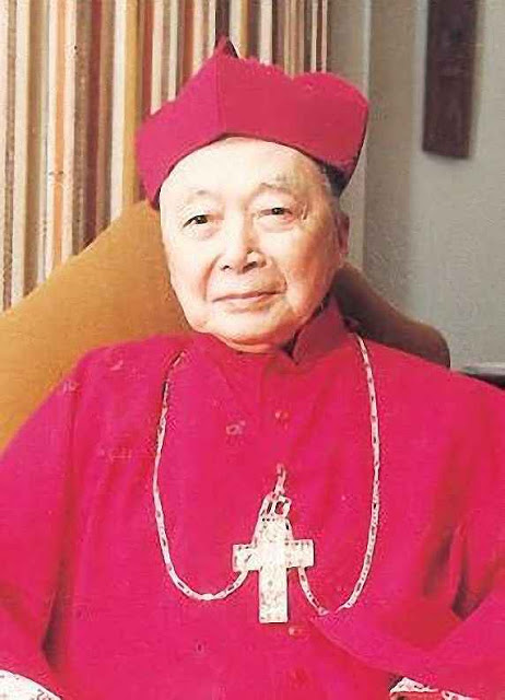 O Cardeal Inácio Kung,enfrentou a perseguição comunista, foi preso, torturado e por fim exilado