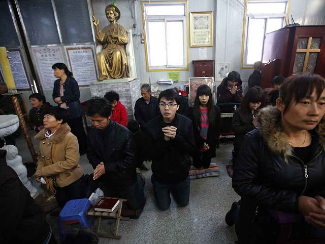Igreja Católica clandestina em Tianjin, 6ª maior cidade chinesa.